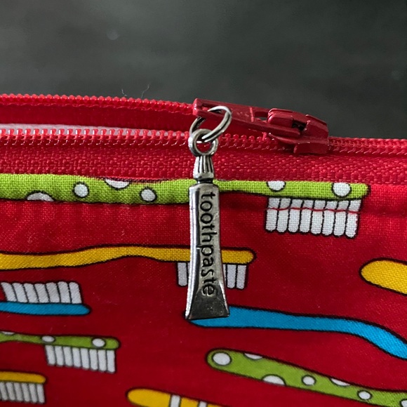 Small Toothbrush Toiletry Bag - Picture 2 of 3